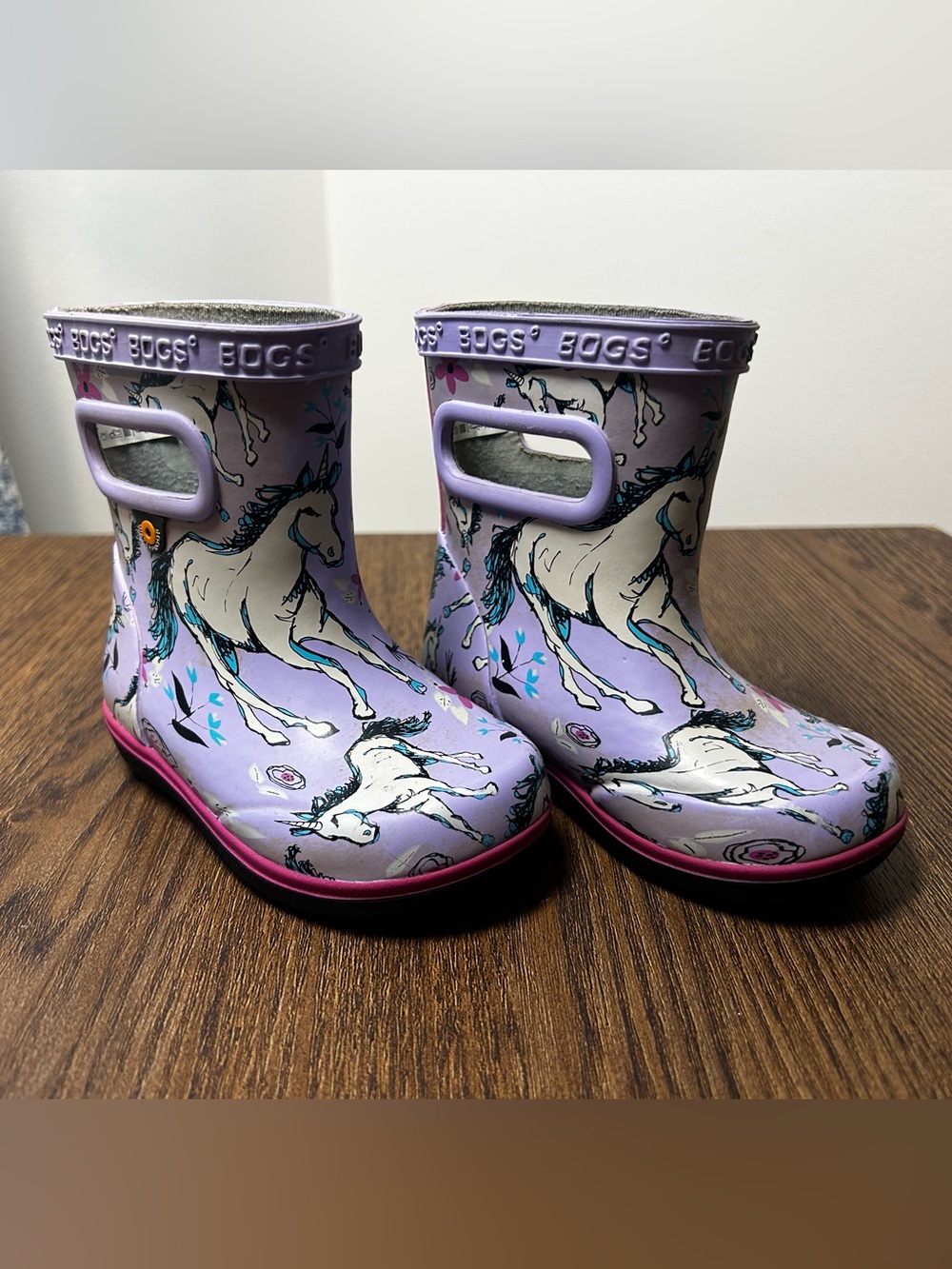 Bogs Kid’s Unicorn Awesome Rain Boots In Lavender Size 4 With Pull On Handles m